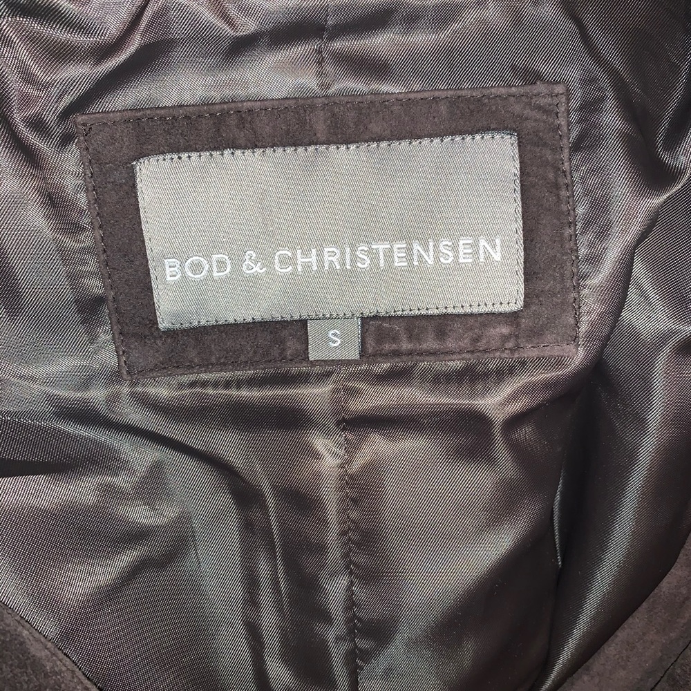 Brown suede jacket - Picture 3 of 3
